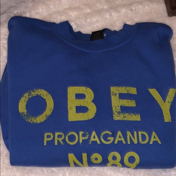 Obey sweatshirt - Picture 1 of 2